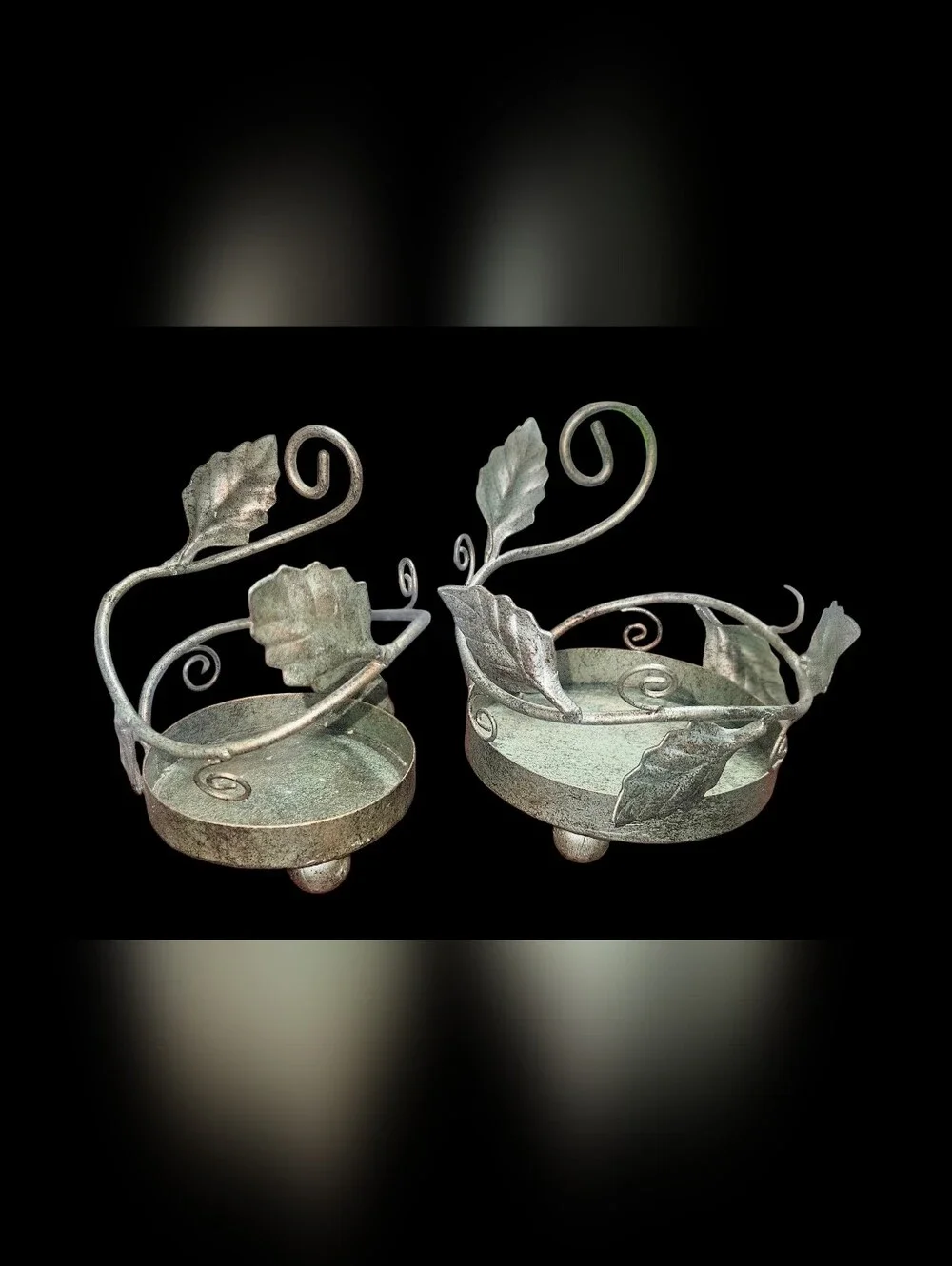 Set of 2 Pier 1 Imports Metal  Verdigris Ivy Leaf Candle Holders Pillar base